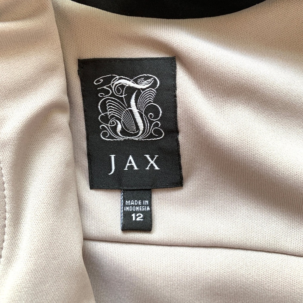 Jax Strappy Cutout Blush and Black Banded Hourglass Cocktail Dress / Size 12 - Picture 6 of 14